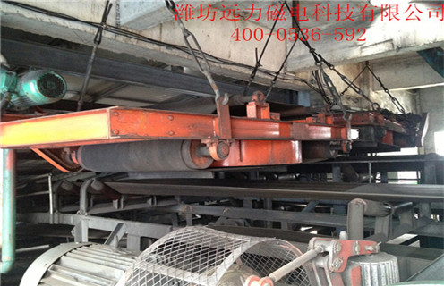 自卸式電磁除鐵器，新疆自卸式電磁除鐵器RCY工作視頻_國(guó)家標(biāo)準(zhǔn)_新疆自卸式電磁除鐵器RCY廠家訂做配電箱型號(hào)